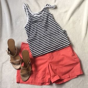 👖 SHORTS - Old Navy Chino Shorts